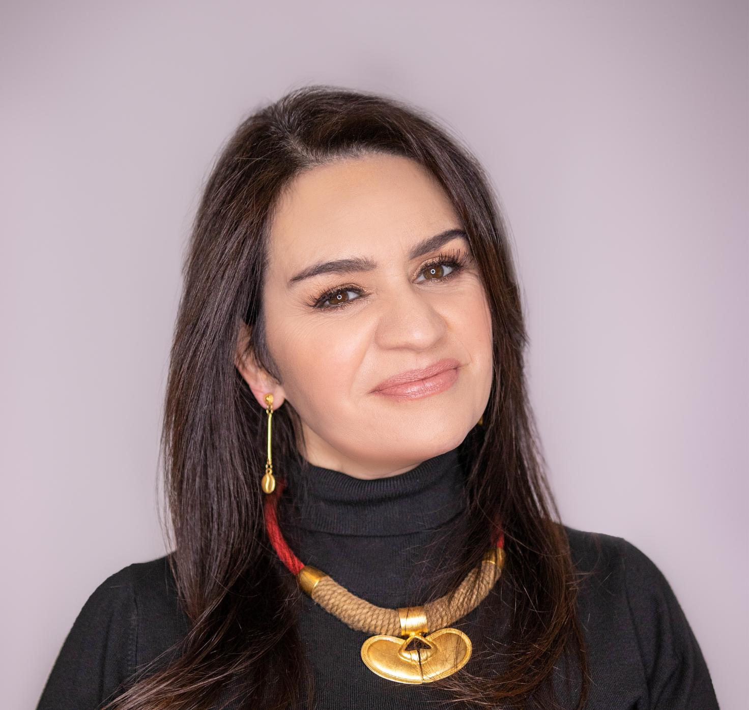 Adriana Rozo-Angulo presentando el Curso de Estrategia y Procesos en Scalabl